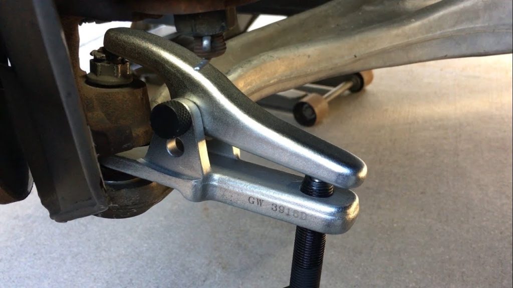 How to Use a Ball Joint Separator