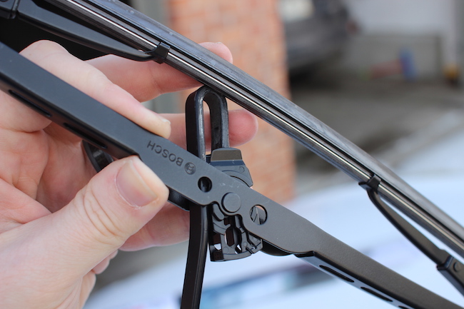 How to Switch Wiper Blades