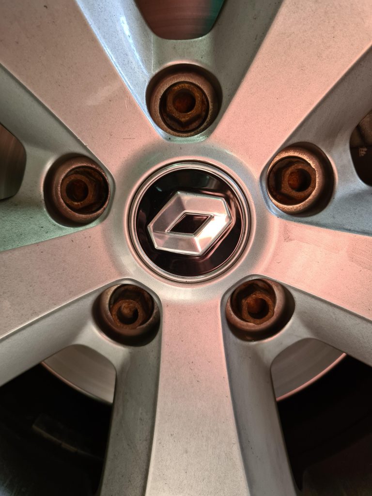 How to Remove Rust from Lug Nuts