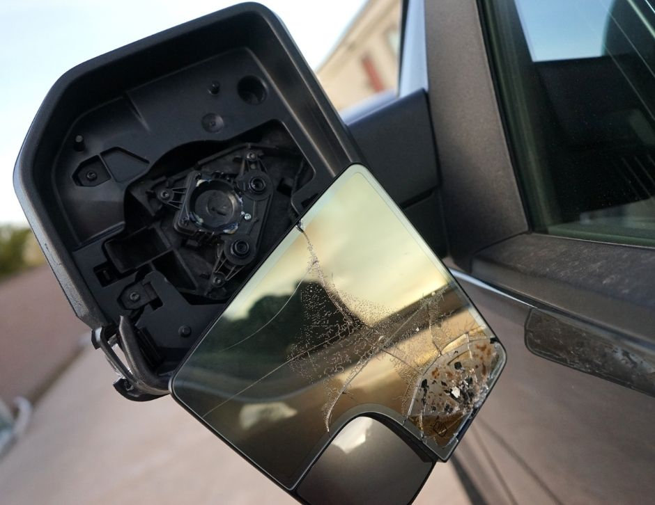 Is It Illegal to Drive Without a Side Mirror