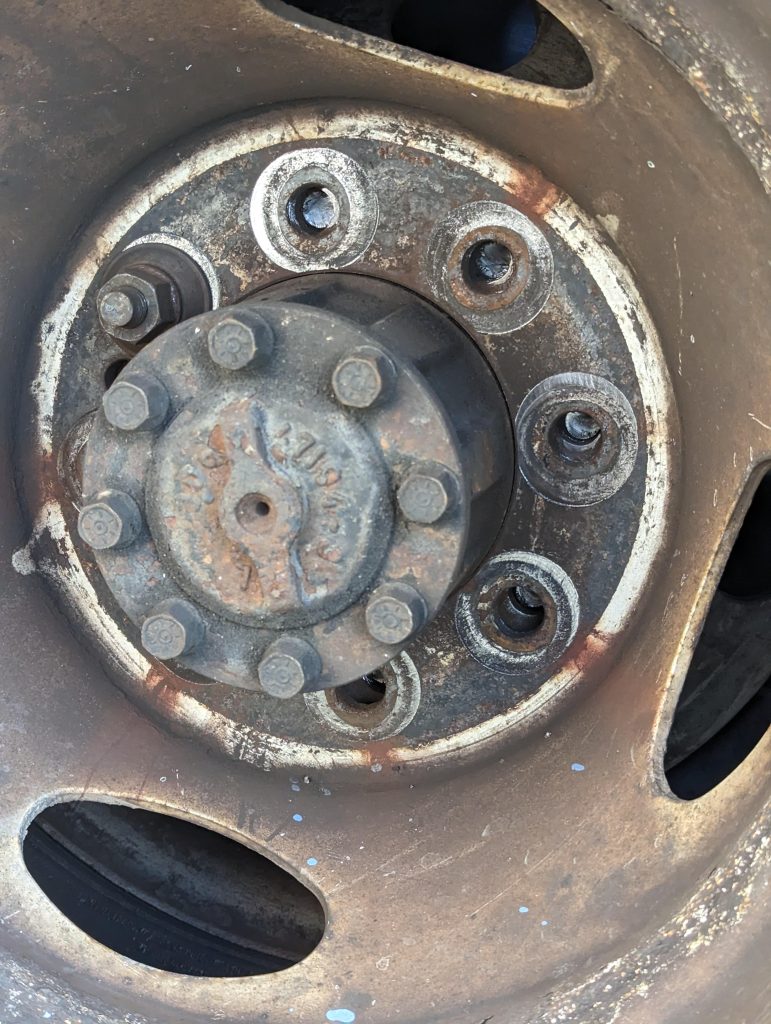What Causes Lug Nuts to Loosen