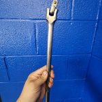 What Size Breaker Bar for Lug Nuts