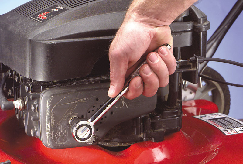 Do Lawn Mowers Have Mufflers