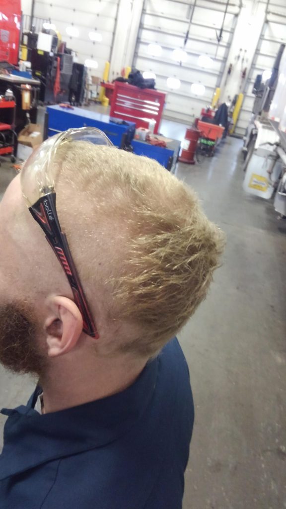How to Get Motor Oil Out of Hair