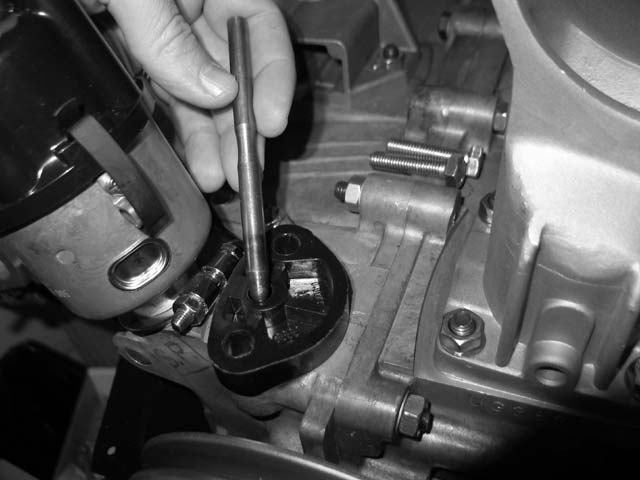 How to Keep Fuel Pump Rod Up