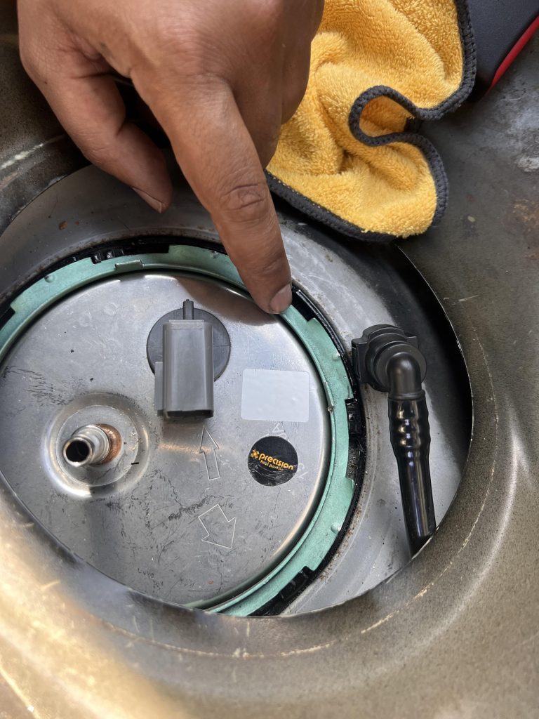 How to Tighten Fuel Pump Retaining Ring