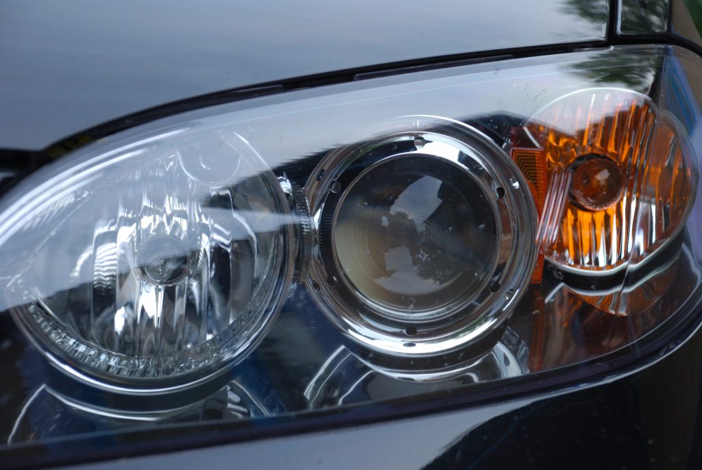 Will Autozone Change Your Headlight Bulb for You